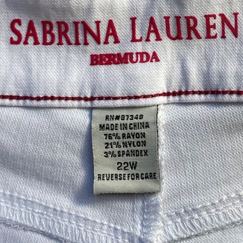 NWT sabrina lauren skinny fit stretch jean bermuda white short - Picture 11 of 15